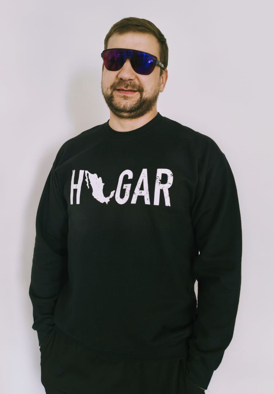 Sudadera de cuello redondo con estampado envejecido HOGAR, unisex